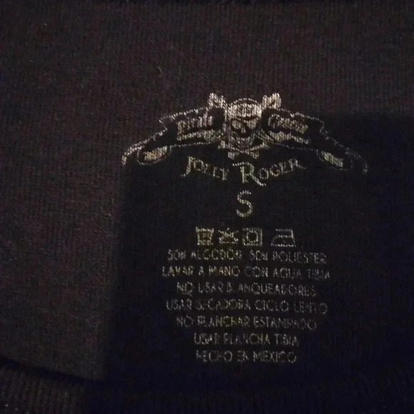 Jolly Roger metallic silver skull tank-small like new - Picture 6 of 6